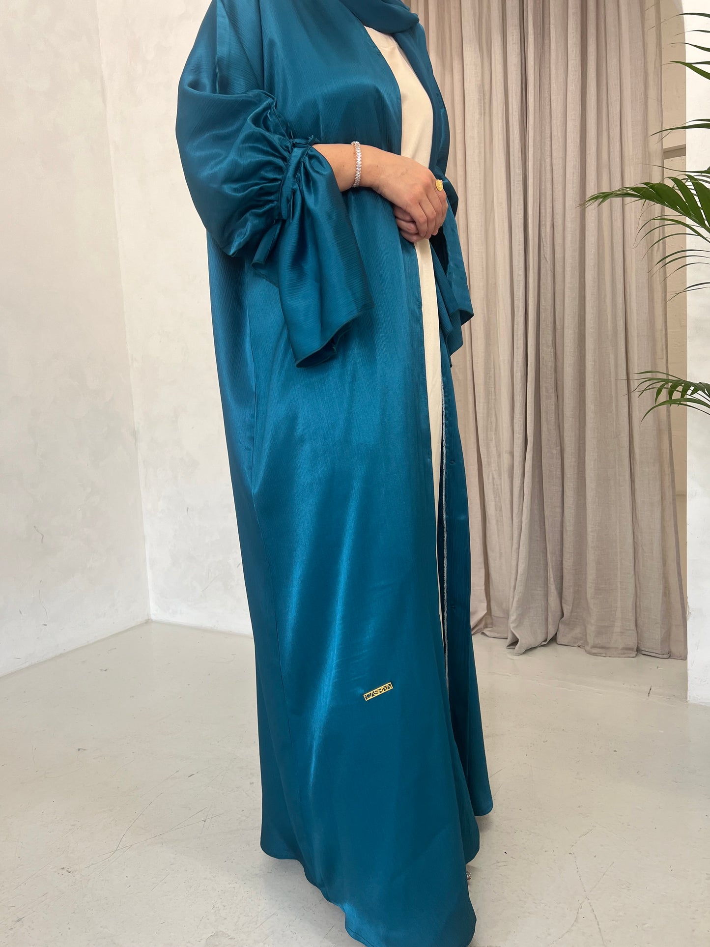 Noora Abaya